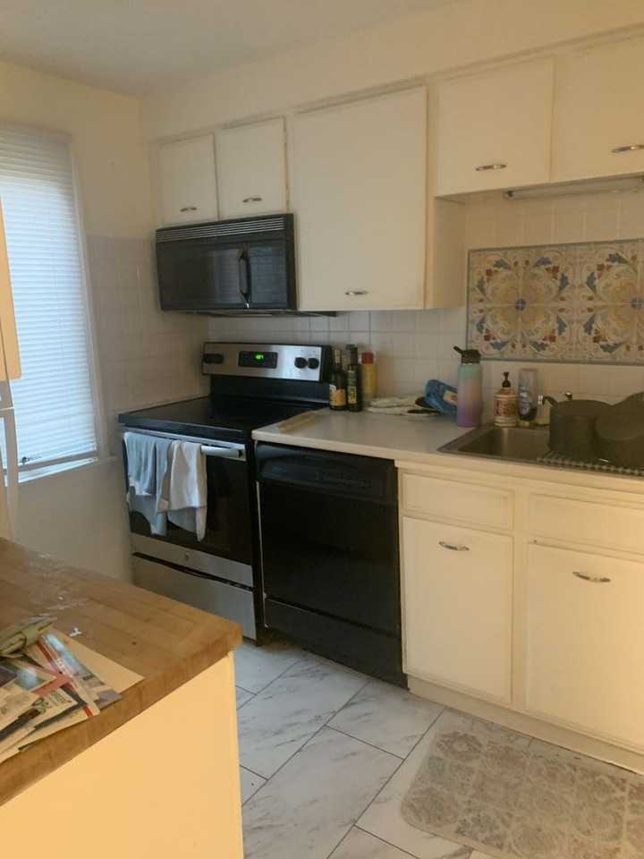 14 Webster Ct - Photo 2 of 4