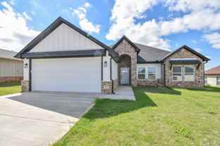 210 Nolan Farms Dr - Photo 1 of 1