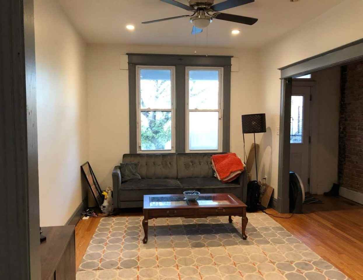 787 19th St Ne - Photo 4 of 26