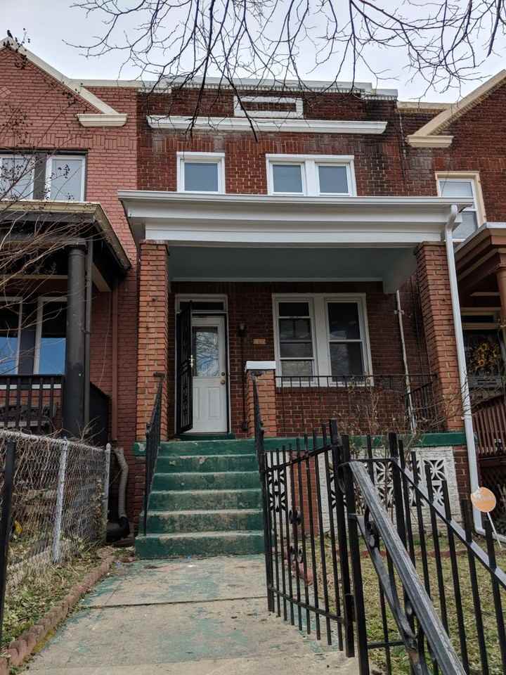 787 19th St Ne - Photo 5 of 26