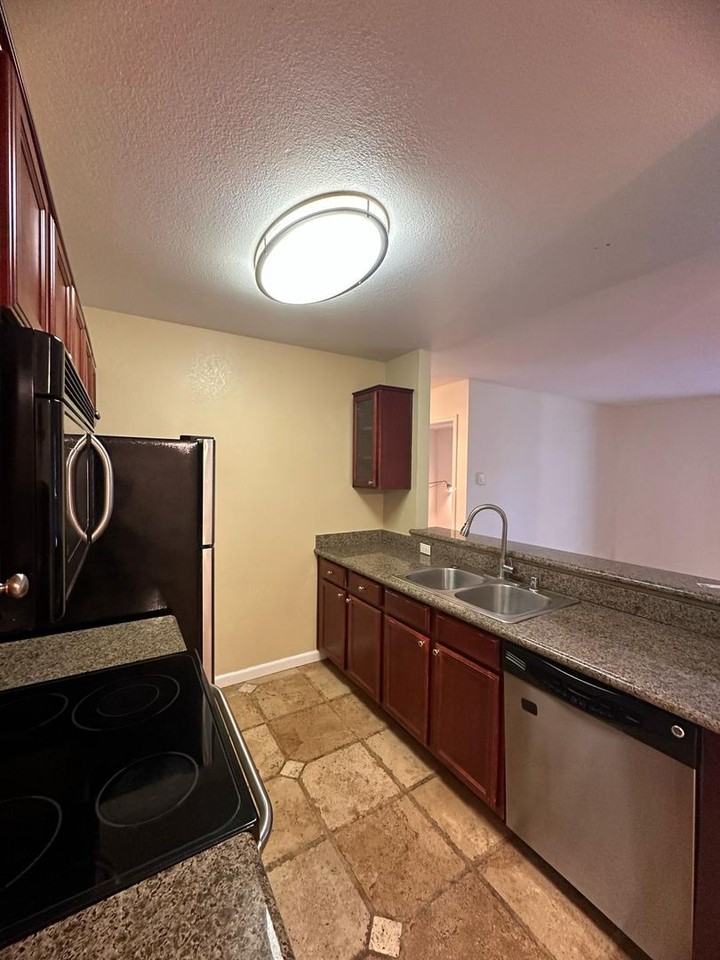 3395 Foxtail Ter - Photo 4 of 22
