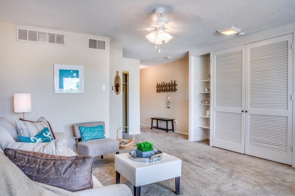 The Vineyards Apartments - Photo 3 of 16