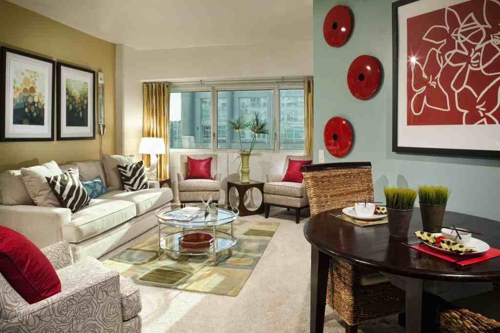 Renaissance Tower Apartments - Photo 2 of 5