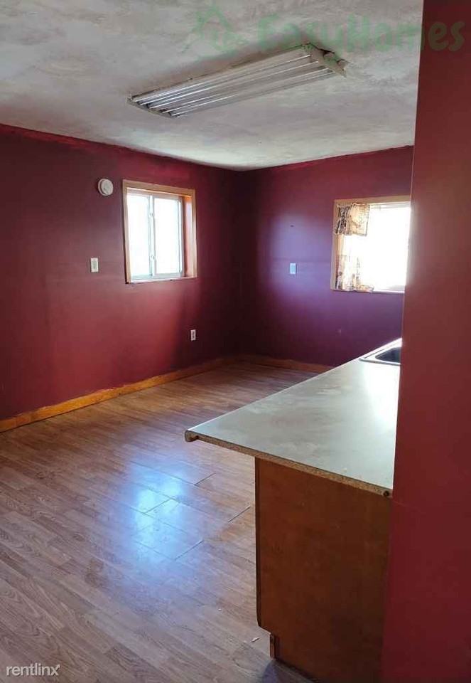 2210 Lane E - Photo 3 of 10