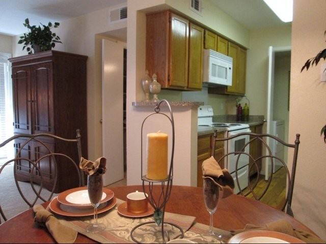 Lincoln Crossing - Photo 3 of 15