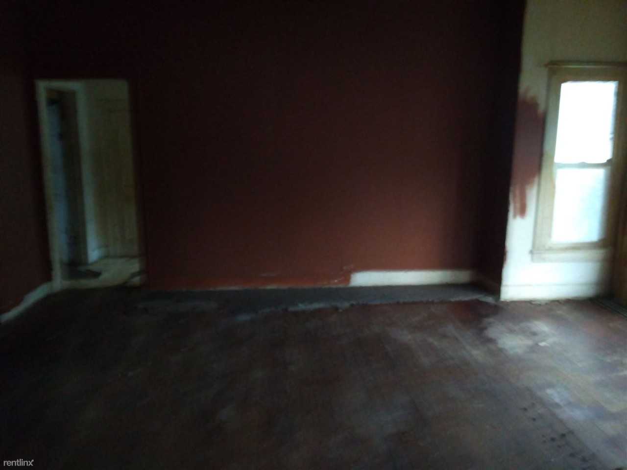 205 E Saint Louis St - Photo 2 of 10