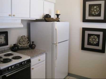 Ridgecrest Park Apartments - Photo 2 of 17