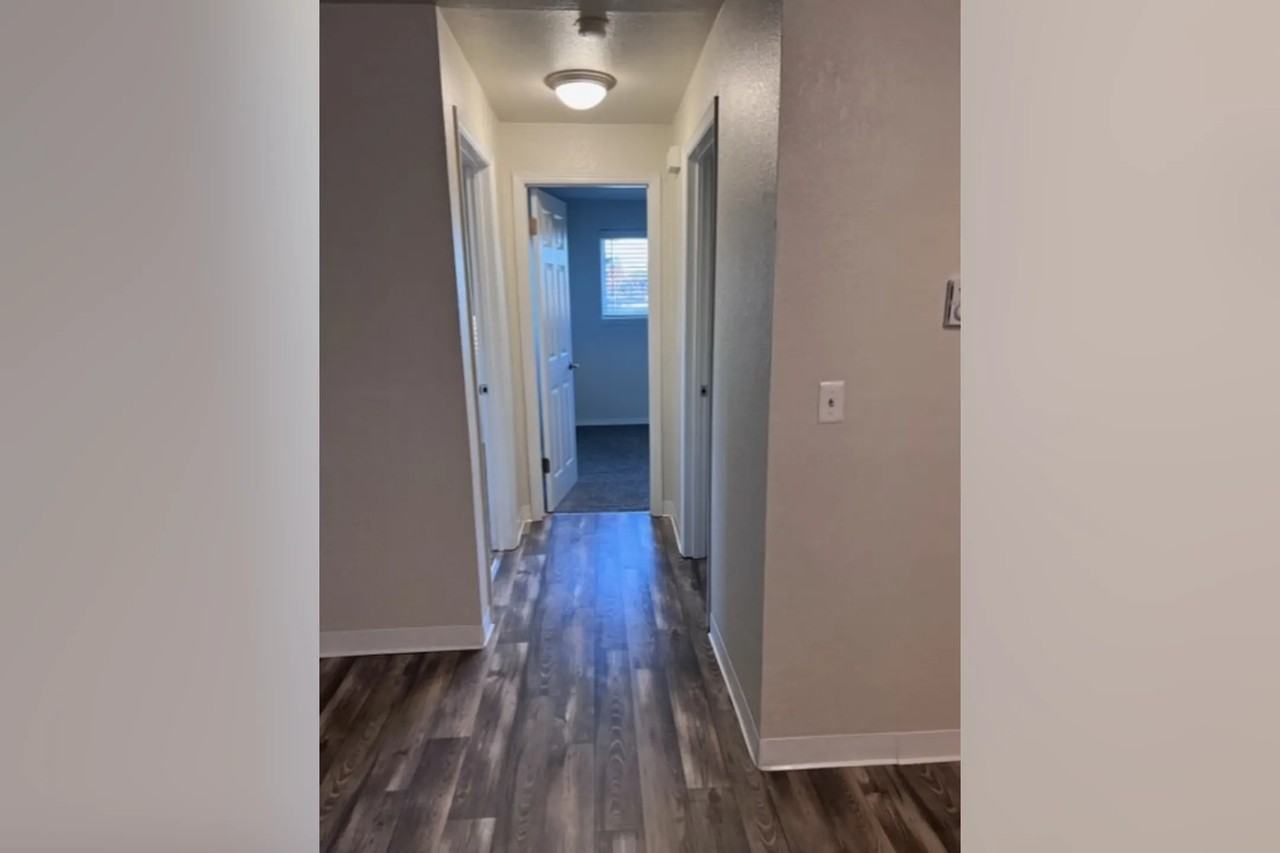 18255 1st Ave S - Photo 2 of 11