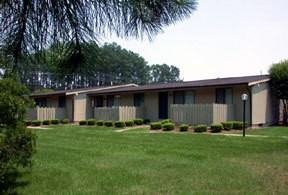 The Woods At Benvenue - Photo 3 of 10