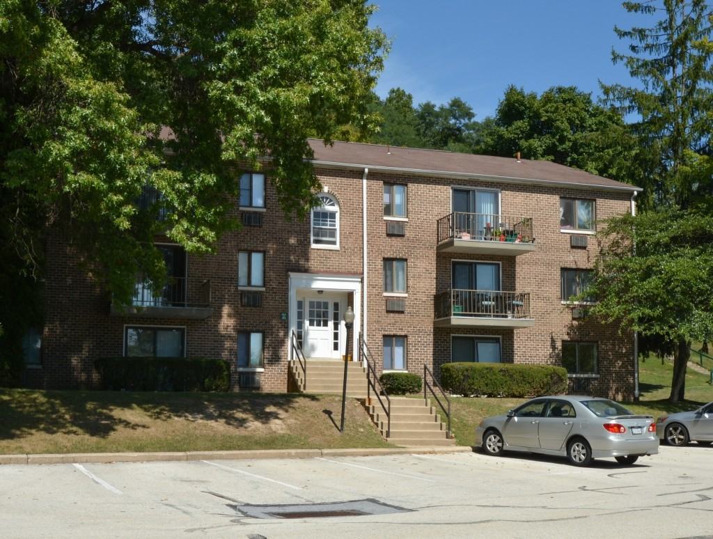 Norwood House Apartments - Photo 2 of 34