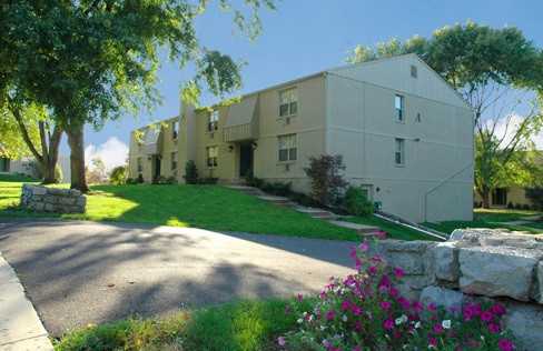 Mingo Apartments - Photo 3 of 19