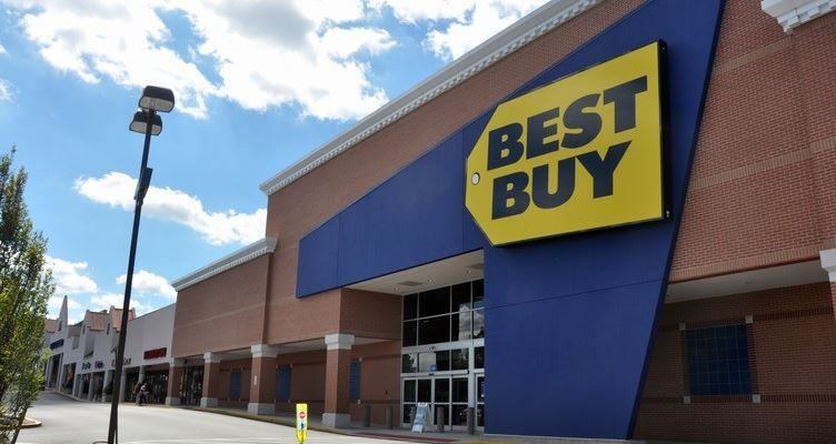 Margate Manor - Photo 3 of 10