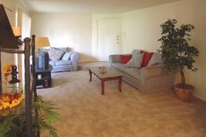 Plaza Square Apartments - Photo 3 of 12