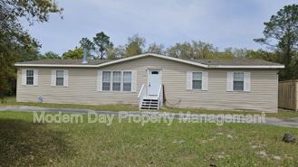 13417 Tyrone St - Photo 1 of 1