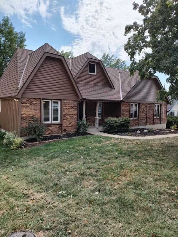 6723 N Oregon Ave - Photo 2 of 40