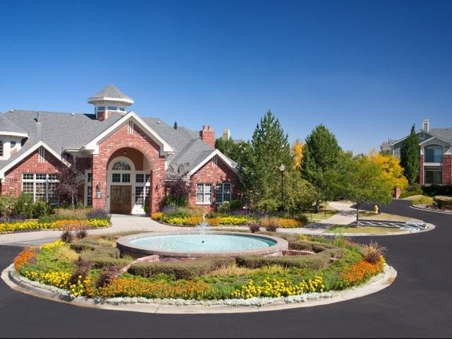 Windsor At Meadow Hills - Photo 2 of 18