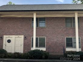 119 Hillcrest Dr  