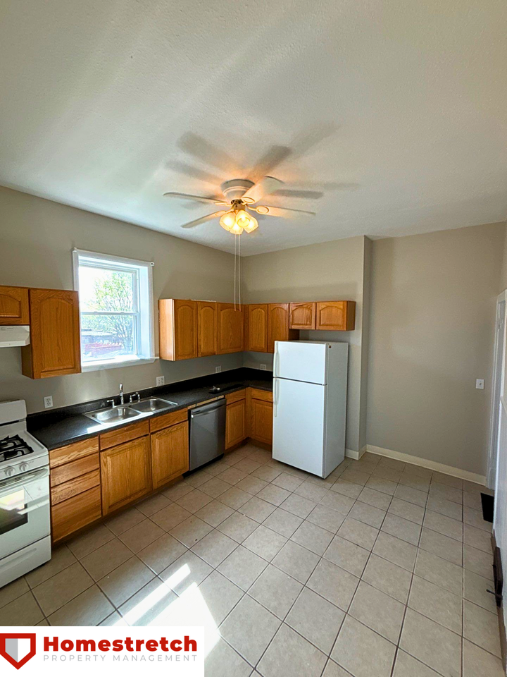 312 Weiss Ave - Photo 2 of 11