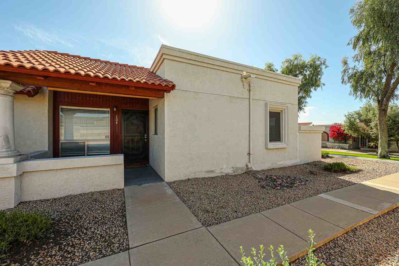 10815 W Northern Ave #104 - Photo 3 of 41