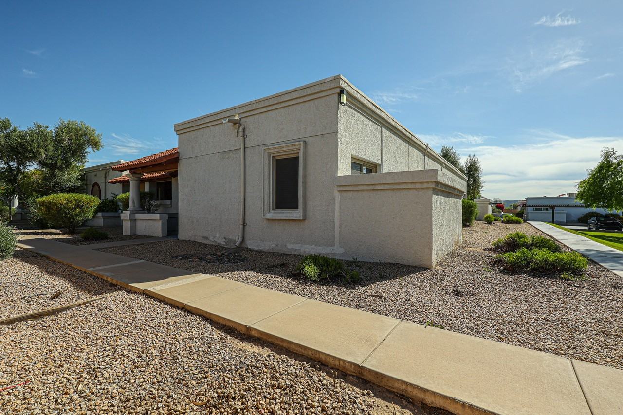 10815 W Northern Ave #104 - Photo 6 of 41