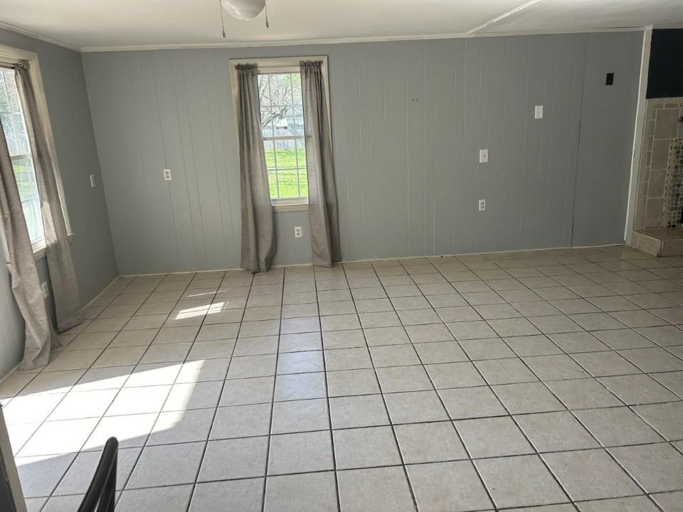 113 New St - Photo 3 of 12