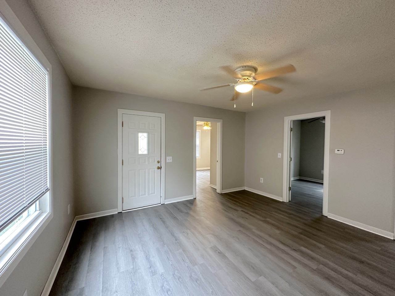 1131 S Bell St - Photo 2 of 21