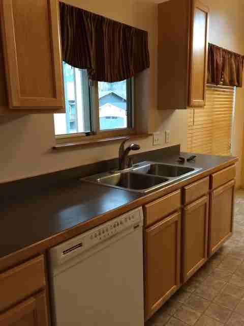 516 Connor Ct - Photo 3 of 21