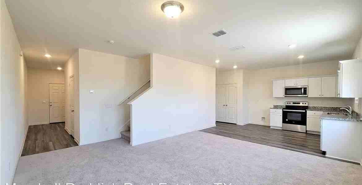 14363 Elkhorn Crst - Photo 2 of 17