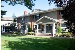 Fairfield Park at Babylon Village - Photo 2 of 19