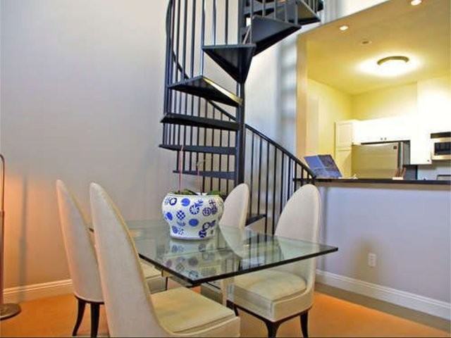 Windsor at Hancock Park - Photo 3 of 22