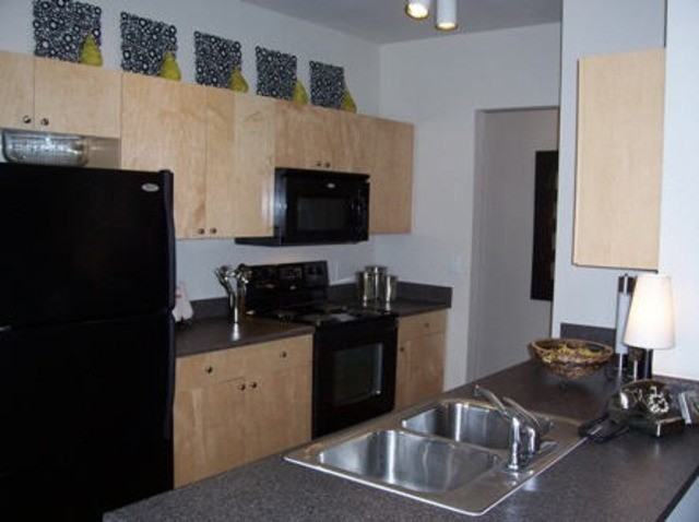 Grand Estates at Keller - Photo 2 of 9