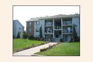 Pin Oak Apartments - Photo 2 of 6