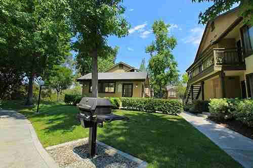 Emerald Court Apartment Homes - Photo 2 of 32