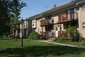 Beekman Gardens - Photo 2 of 11