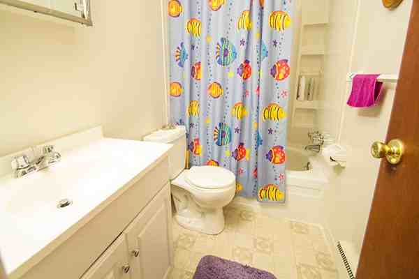 Spring Manor Apartments - Photo 3 of 19