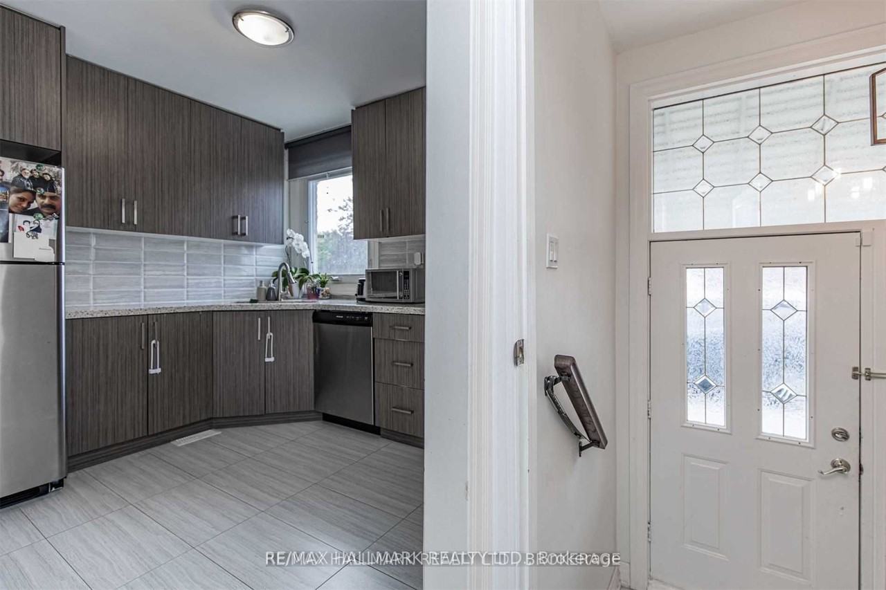 283 Taylor Mills Drive North - Photo 2 of 6