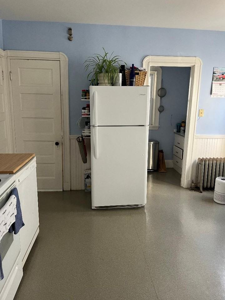 7 Simpson Avenue - Photo 3 of 6