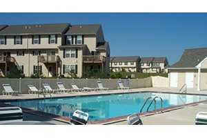 Windsor Commons - Photo 3 of 9