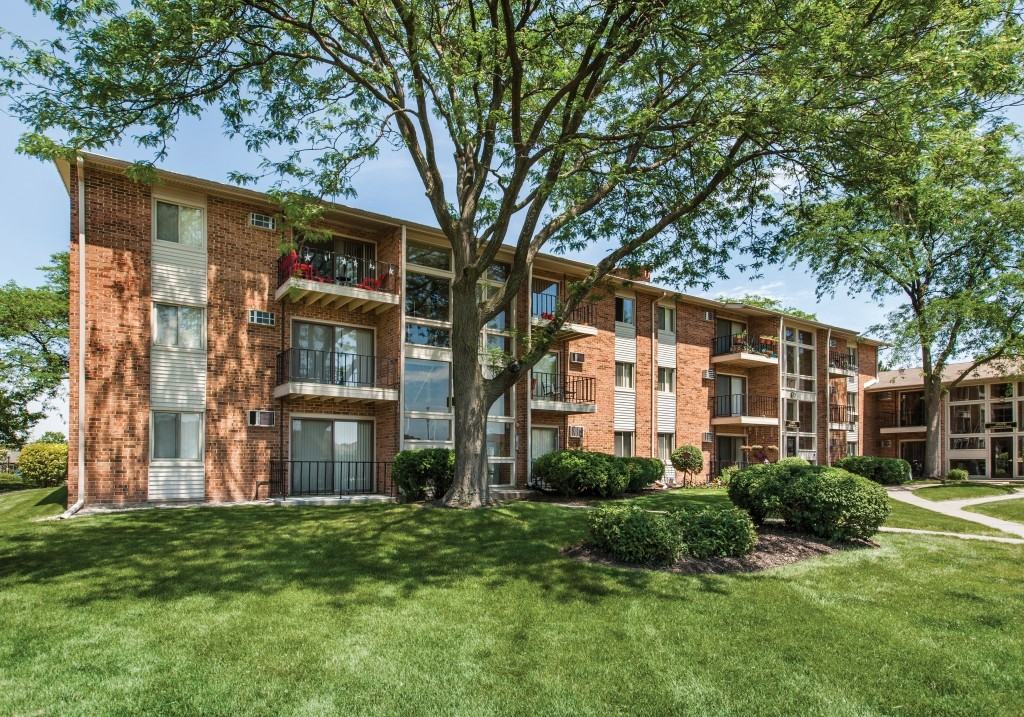 Courtyards Village - Photo 3 of 22