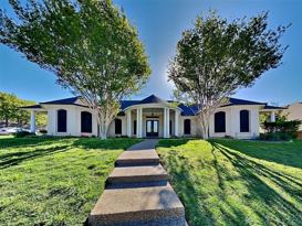 1030 Oak Hill Park  