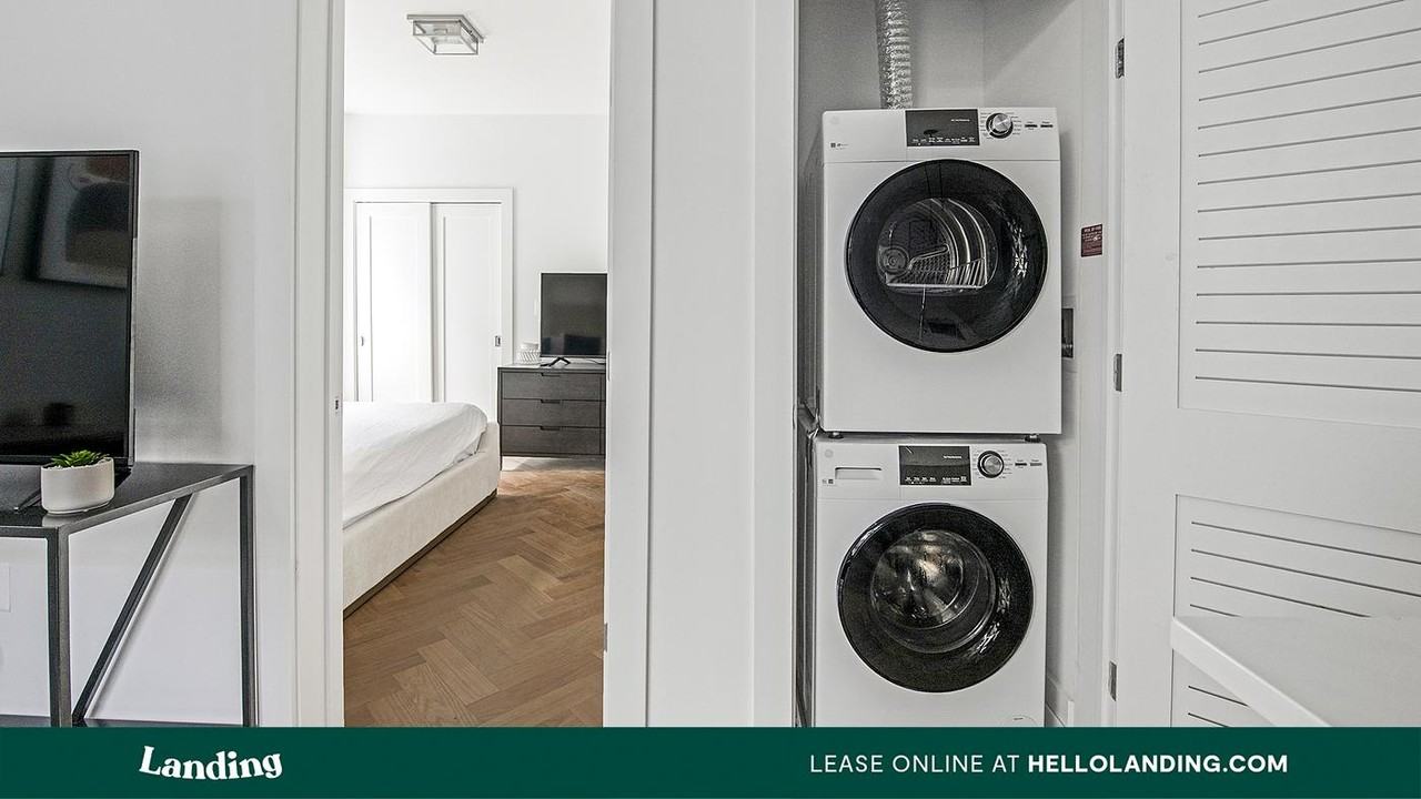 3743 12th St NE - Photo 2 of 34