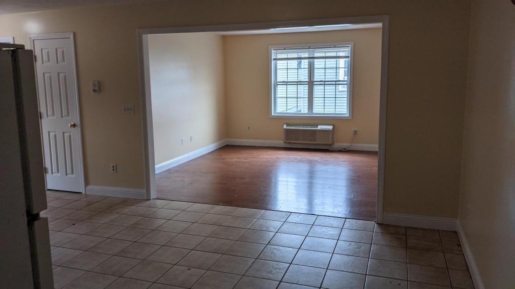 12 Pratt St #208 - Photo 5 of 17