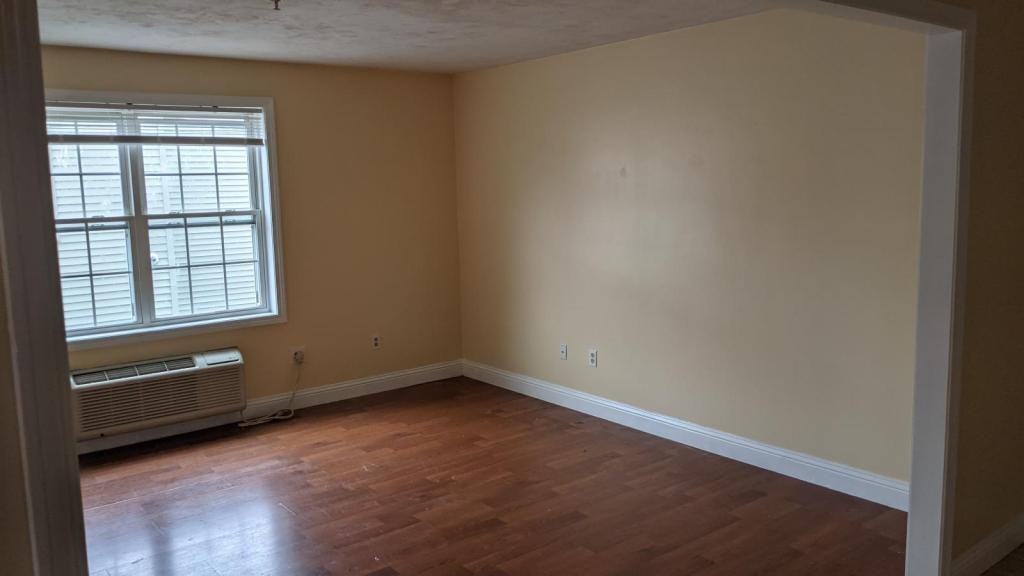 12 Pratt St #208 - Photo 7 of 17