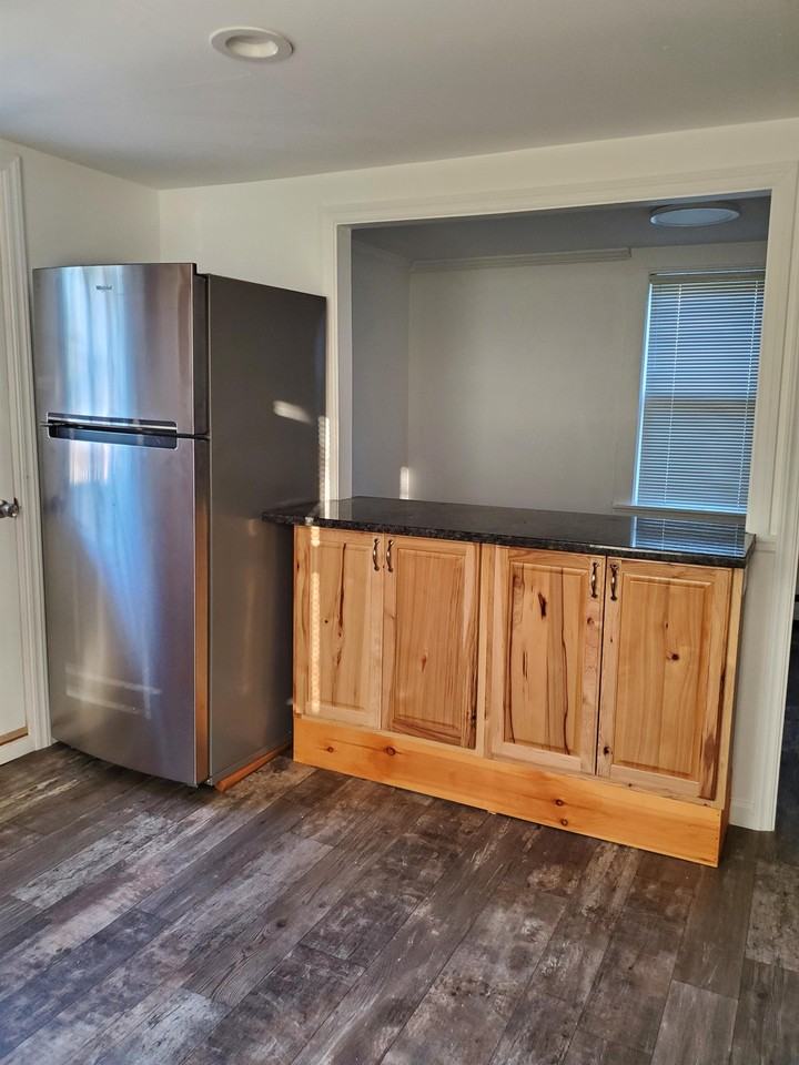 195 Broadway - Photo 2 of 10