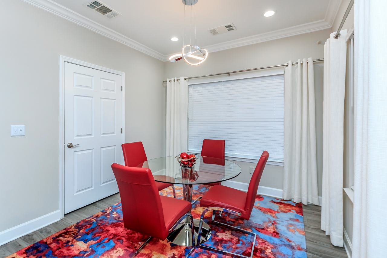 Castleton Apartments - Photo 6 of 7