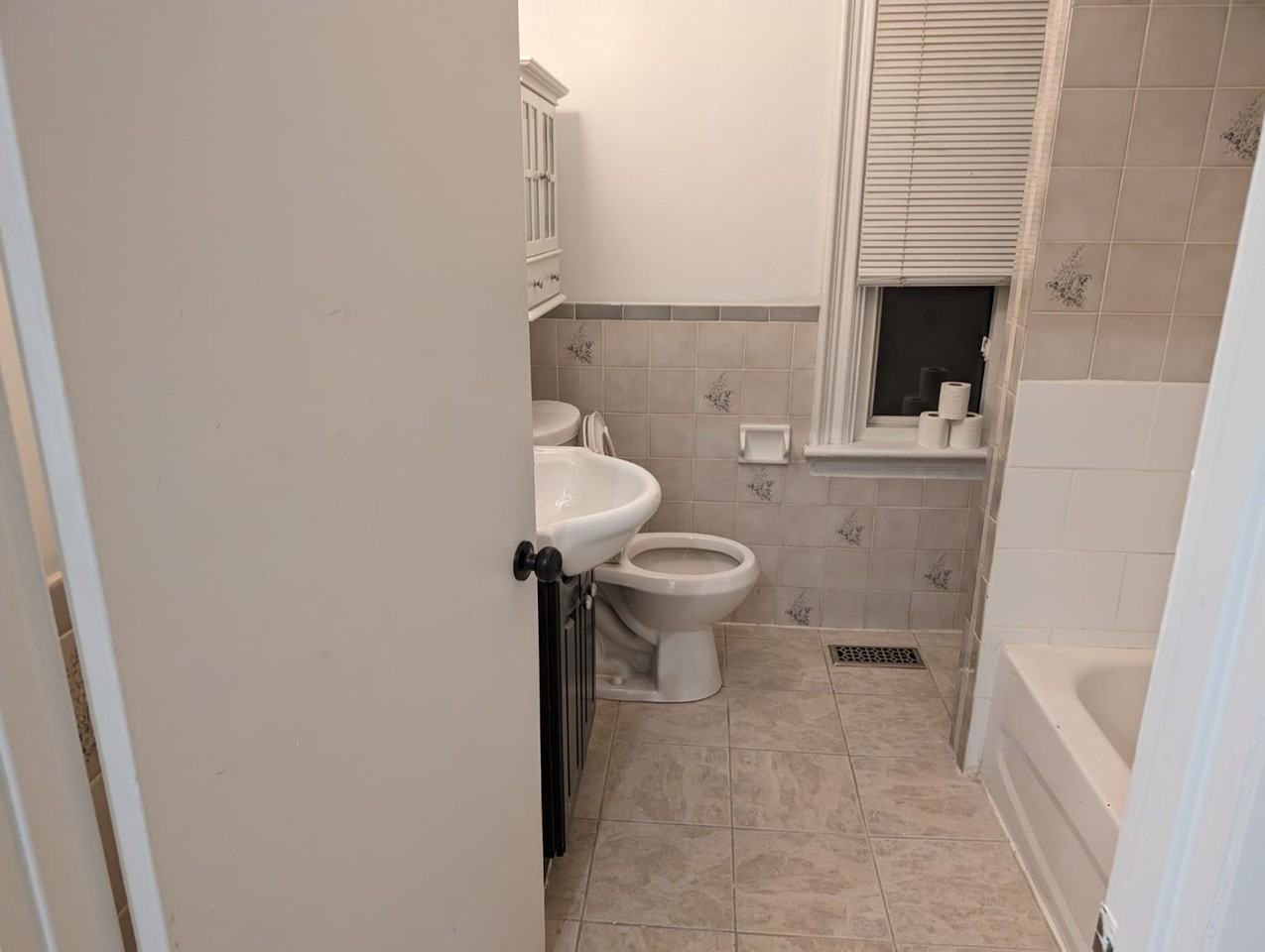 10 St Josephs Dr - Photo 2 of 13