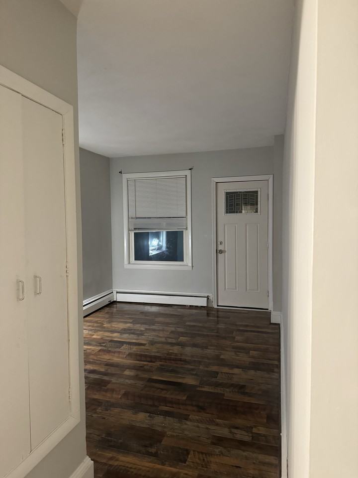 22 Woonsocket Hill Road #1F - Photo 5 of 6