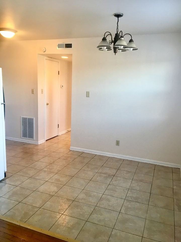 920 E MARKWOOD AVENUE - Photo 4 of 31