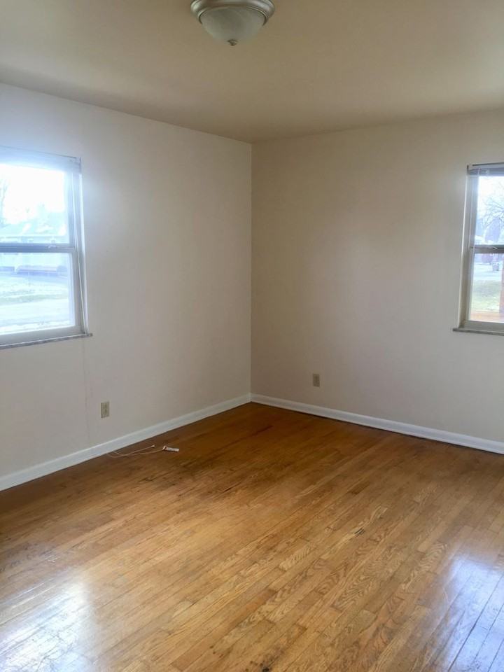 920 E MARKWOOD AVENUE - Photo 7 of 31