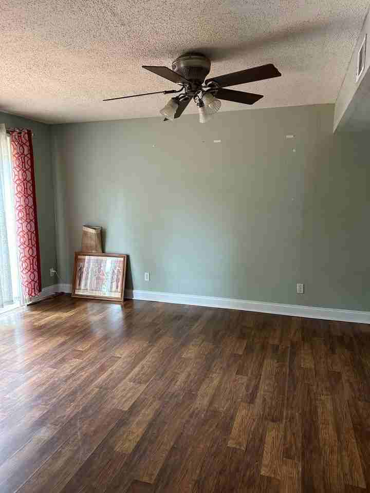 912 Pineland Ave #32 - Photo 6 of 7